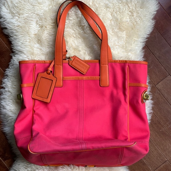 Coach Purse - Picture 5 of 6